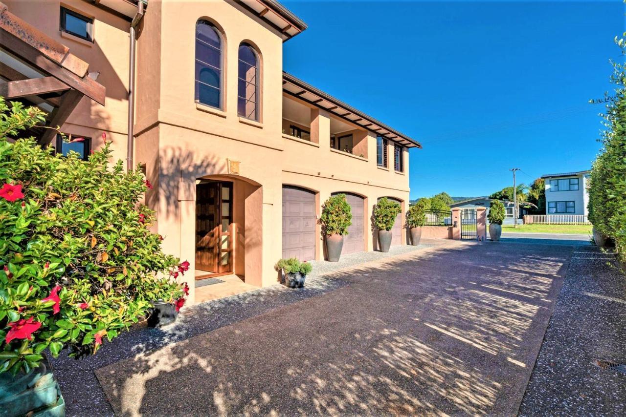 San Marco Luxury Mediterranean Beach House Whangamata Exterior foto