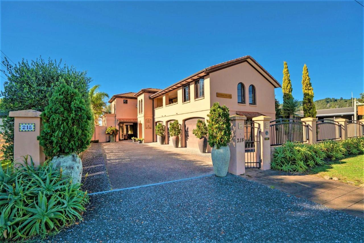 San Marco Luxury Mediterranean Beach House Whangamata Exterior foto